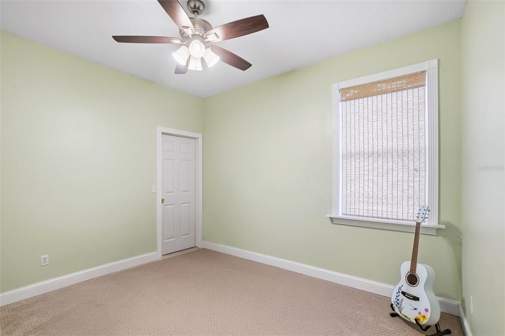 En Venta: $530,000 (4 camas, 2 baños, 2272 Pies cuadrados)