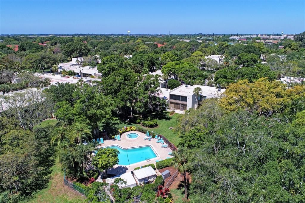 出租: $1,800 (2 贝兹, 2 浴室, 1108 平方英尺)