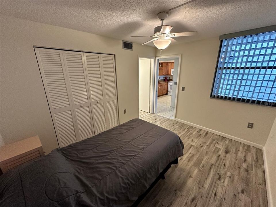 出租: $1,800 (2 贝兹, 2 浴室, 1108 平方英尺)