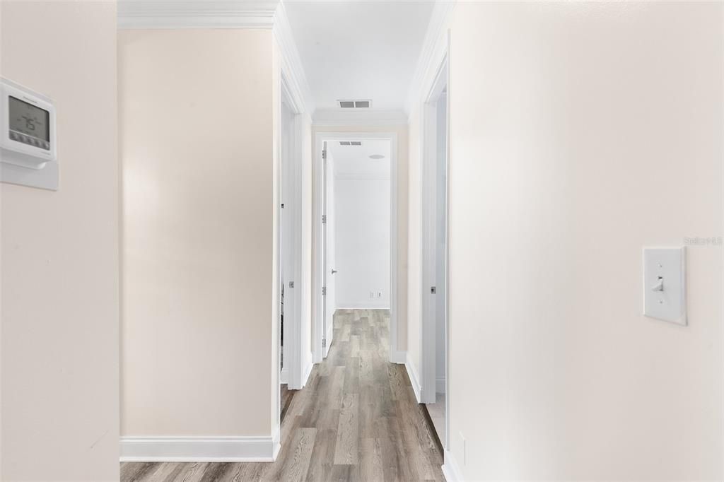 For Sale: $700,000 (5 beds, 3 baths, 2070 Square Feet)