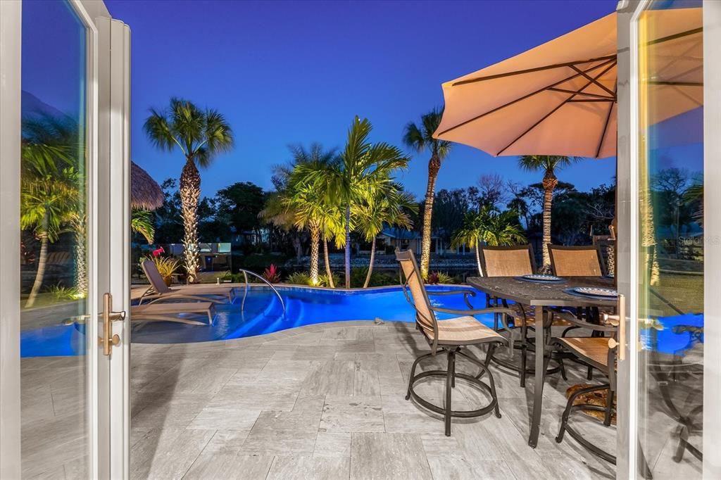 For Sale: $2,149,000 (4 beds, 3 baths, 2657 Square Feet)