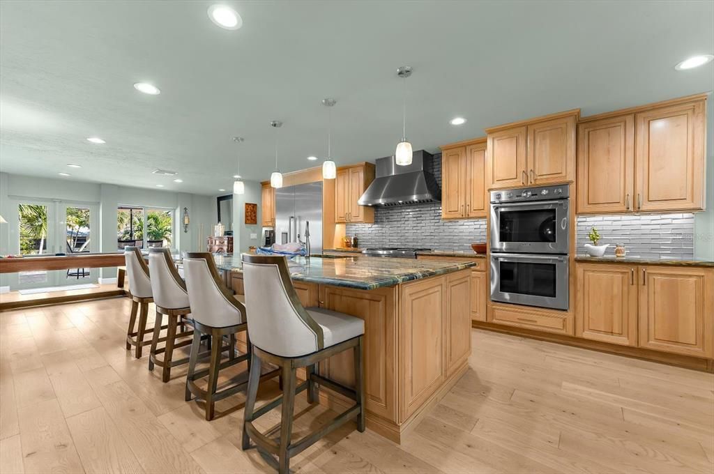 For Sale: $2,149,000 (4 beds, 3 baths, 2657 Square Feet)