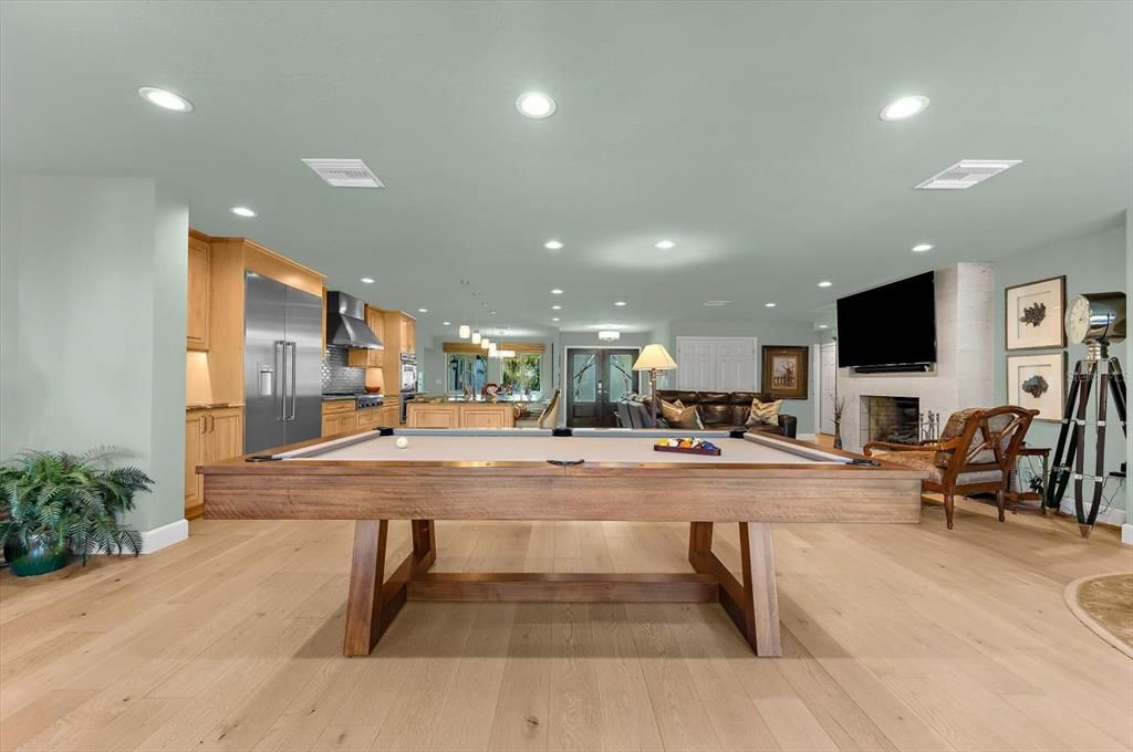 For Sale: $2,149,000 (4 beds, 3 baths, 2657 Square Feet)