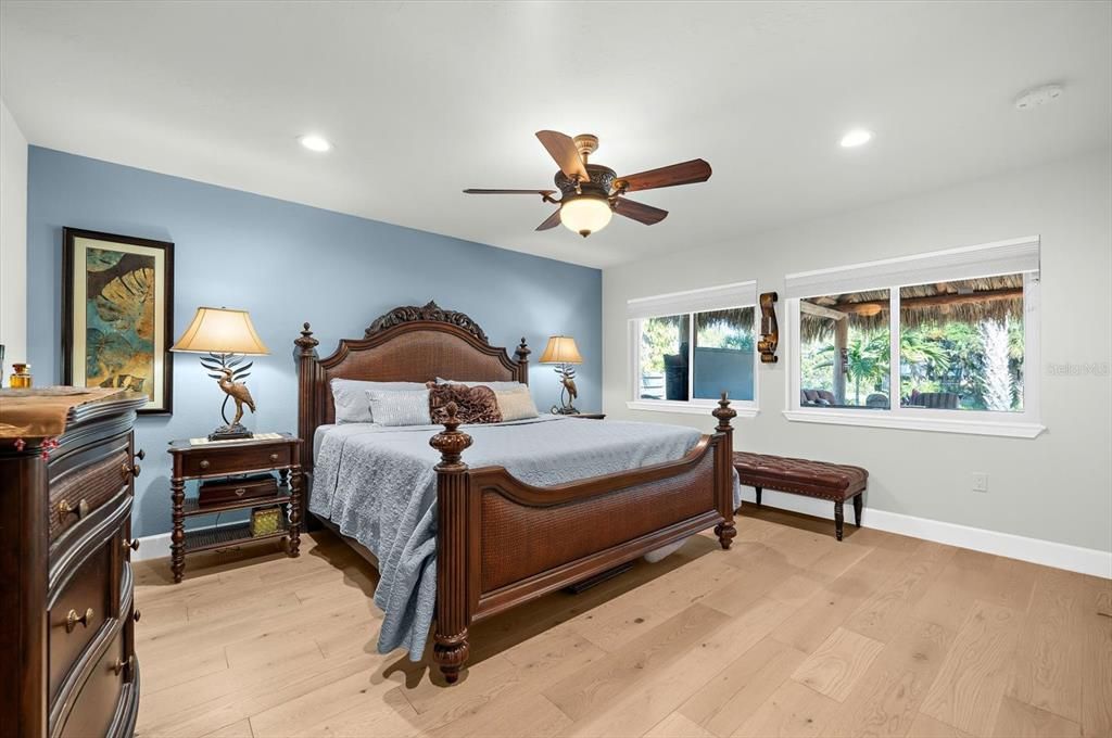 For Sale: $2,149,000 (4 beds, 3 baths, 2657 Square Feet)