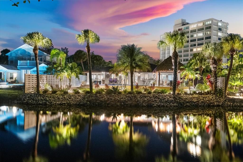 For Sale: $2,149,000 (4 beds, 3 baths, 2657 Square Feet)