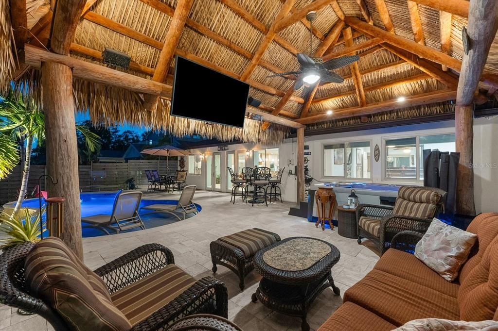 For Sale: $2,149,000 (4 beds, 3 baths, 2657 Square Feet)