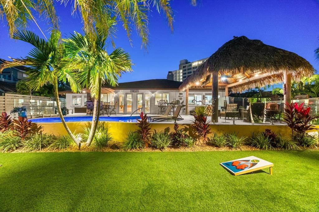 For Sale: $2,149,000 (4 beds, 3 baths, 2657 Square Feet)