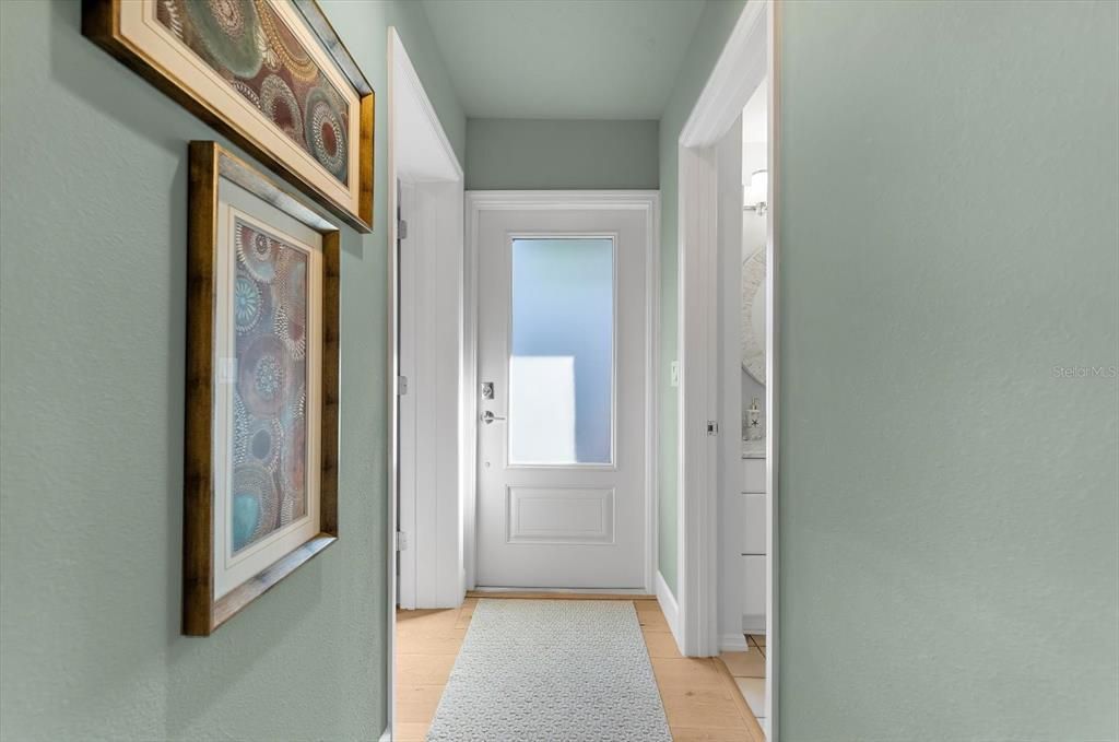 For Sale: $2,149,000 (4 beds, 3 baths, 2657 Square Feet)