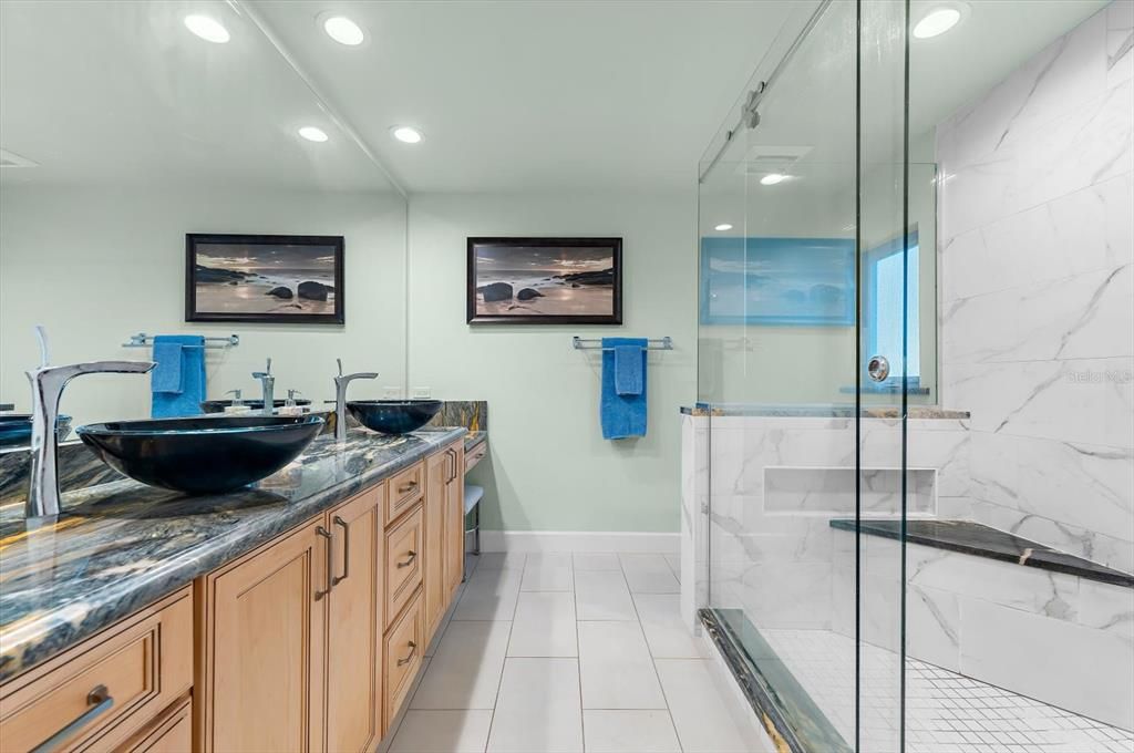 For Sale: $2,149,000 (4 beds, 3 baths, 2657 Square Feet)