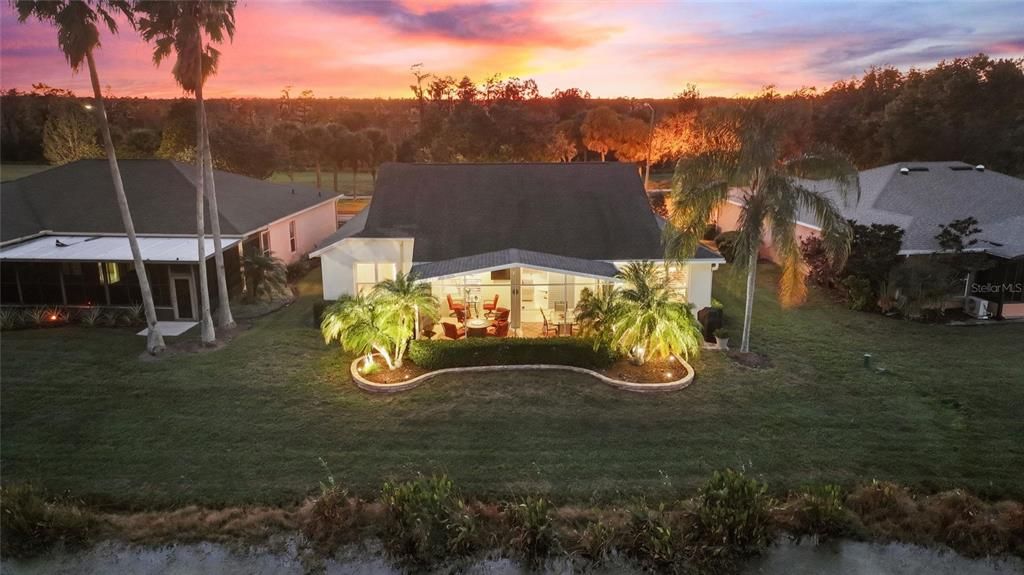 Под контрактом: $425,000 (3 спален, 2 ванн, 2139 Квадратных фут)