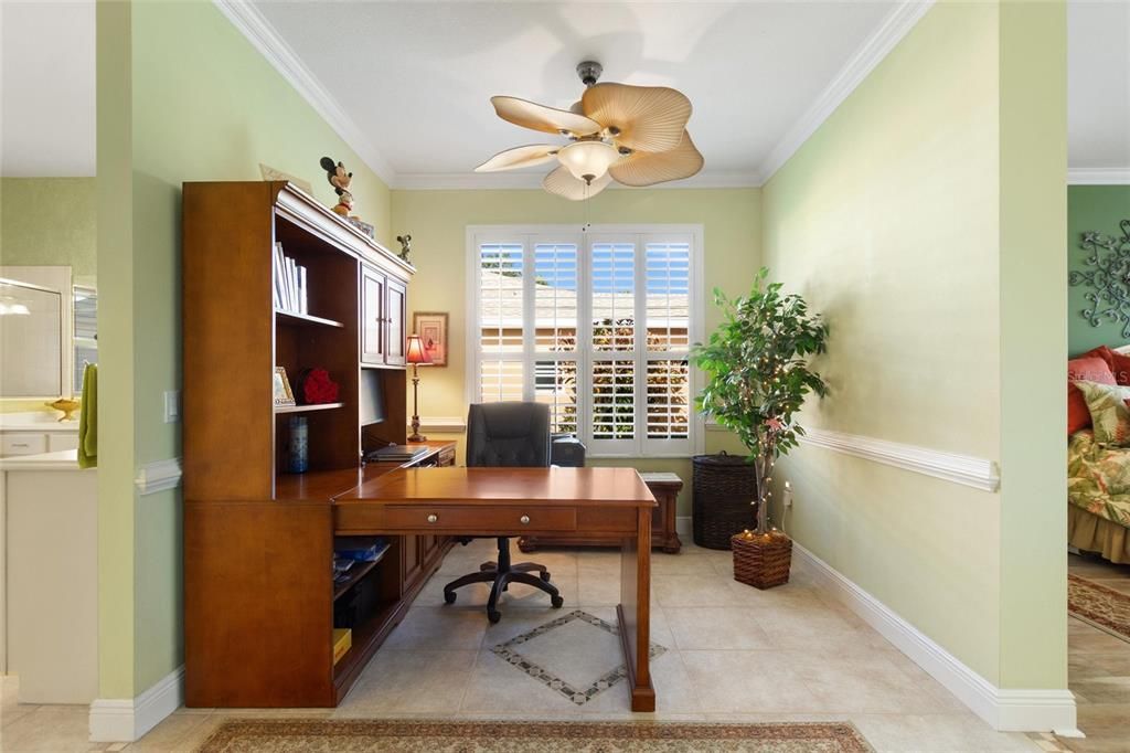 Под контрактом: $425,000 (3 спален, 2 ванн, 2139 Квадратных фут)