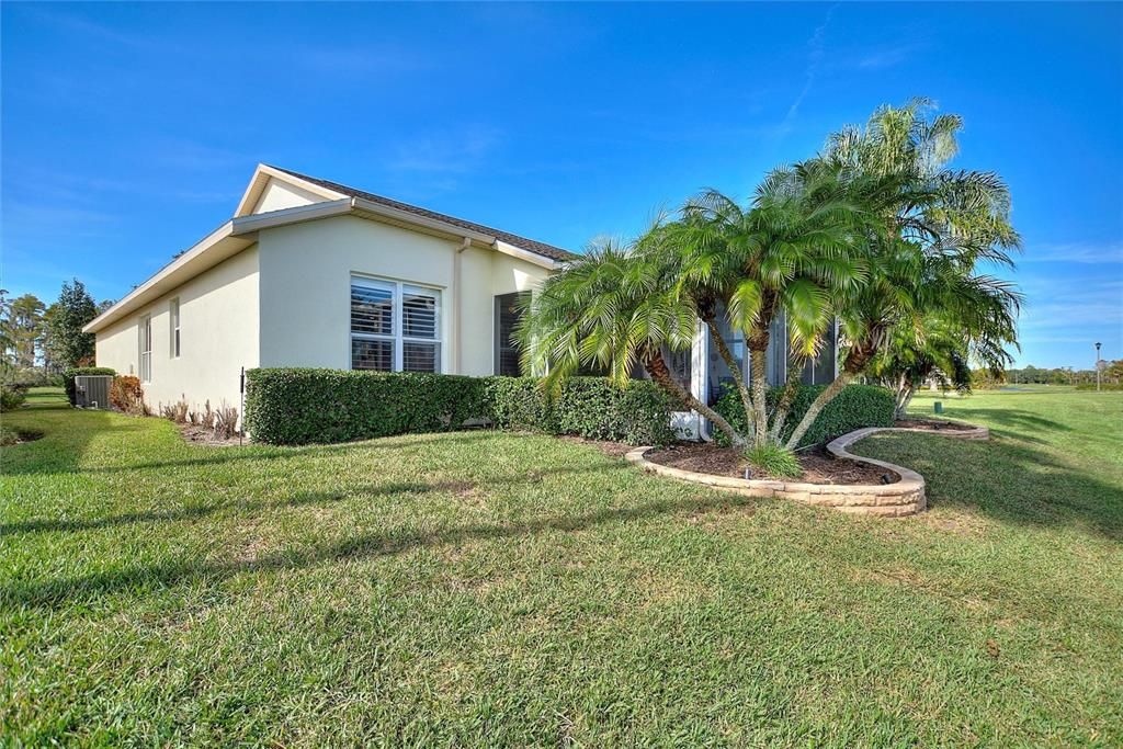 Под контрактом: $425,000 (3 спален, 2 ванн, 2139 Квадратных фут)