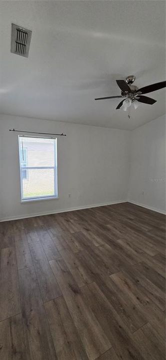 En Renta: $2,800 (5 camas, 3 baños, 1790 Pies cuadrados)