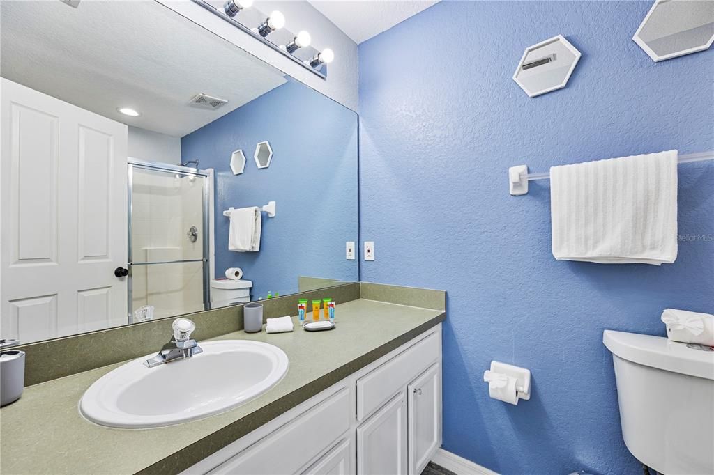 En Renta: $2,800 (5 camas, 3 baños, 1790 Pies cuadrados)