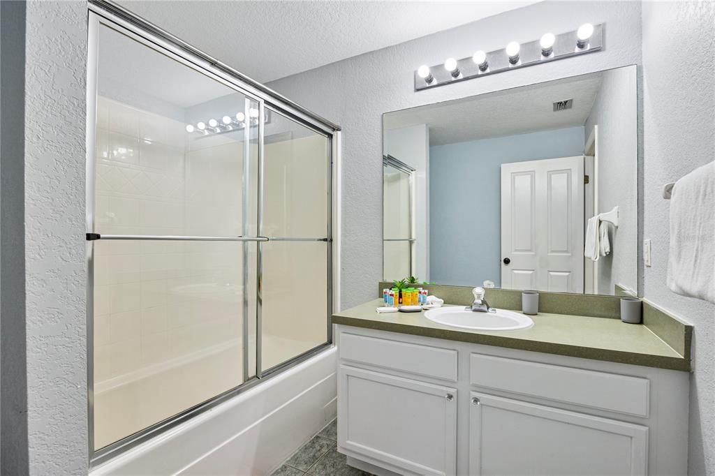 En Renta: $2,800 (5 camas, 3 baños, 1790 Pies cuadrados)