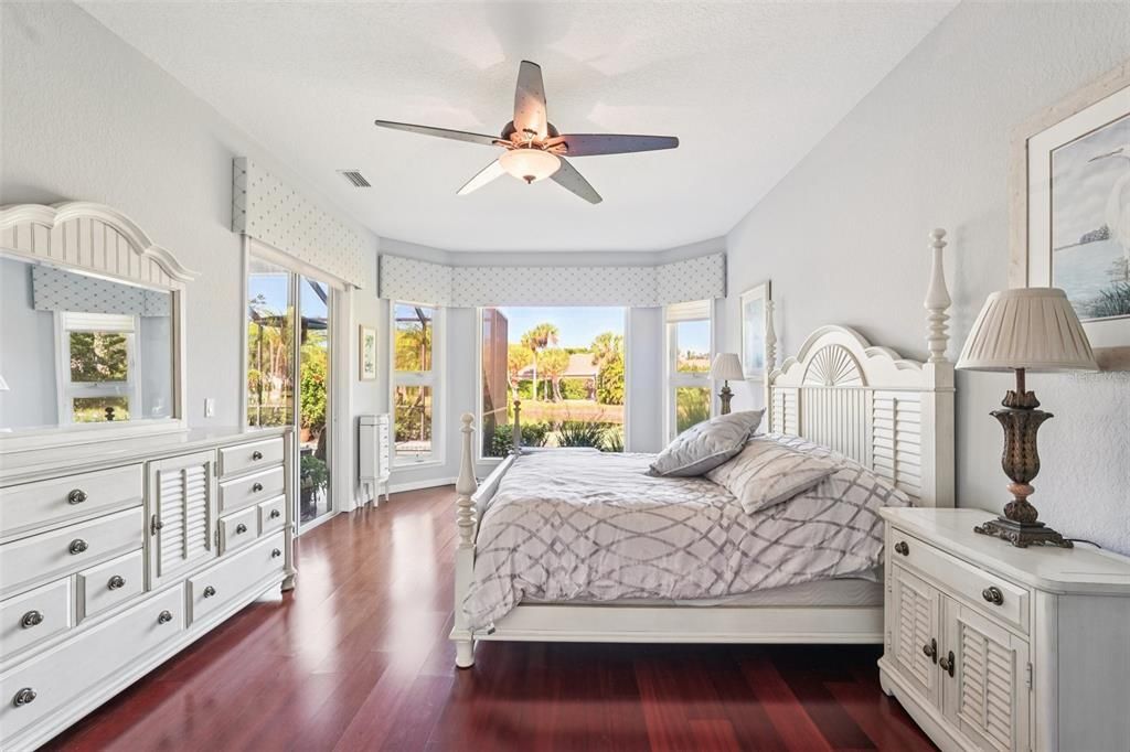 Activo con contrato: $660,000 (3 camas, 2 baños, 2279 Pies cuadrados)