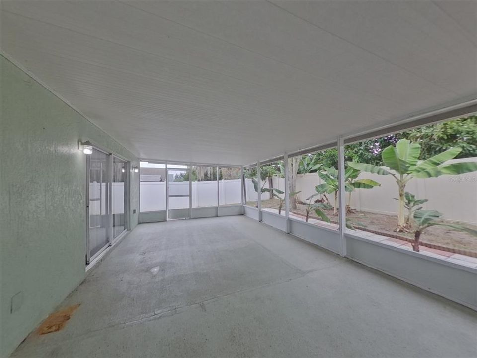 Active With Contract: $1,789 (3 beds, 2 baths, 1856 Square Feet)