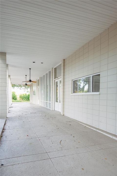 En Venta: $849,900 (4 camas, 2 baños, 2590 Pies cuadrados)