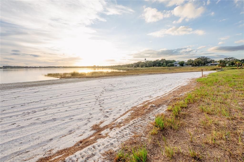 En Venta: $849,900 (4 camas, 2 baños, 2590 Pies cuadrados)