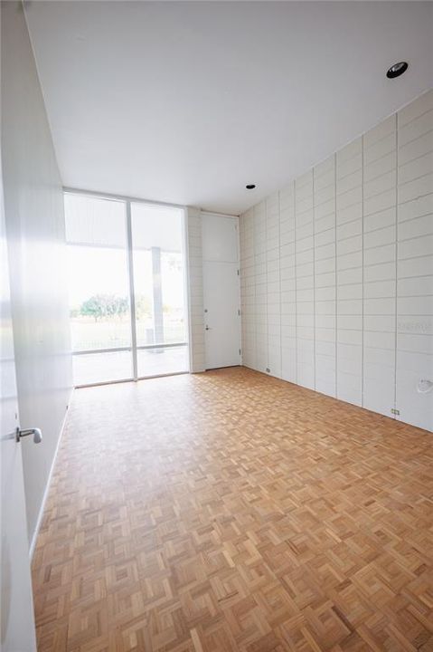 En Venta: $849,900 (4 camas, 2 baños, 2590 Pies cuadrados)