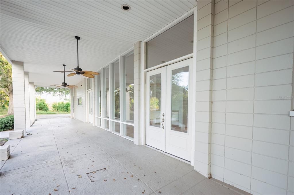 En Venta: $849,900 (4 camas, 2 baños, 2590 Pies cuadrados)