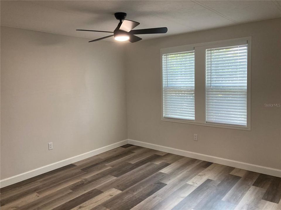 For Sale: $175,000 (2 beds, 2 baths, 1136 Square Feet)