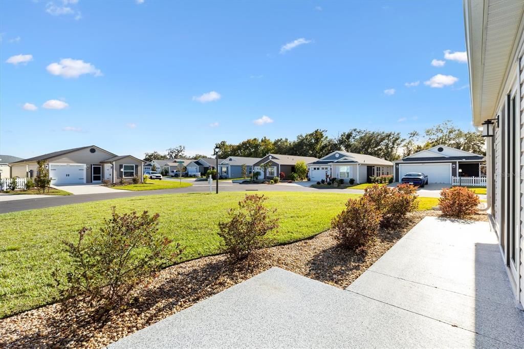 For Sale: $329,900 (2 beds, 2 baths, 1286 Square Feet)