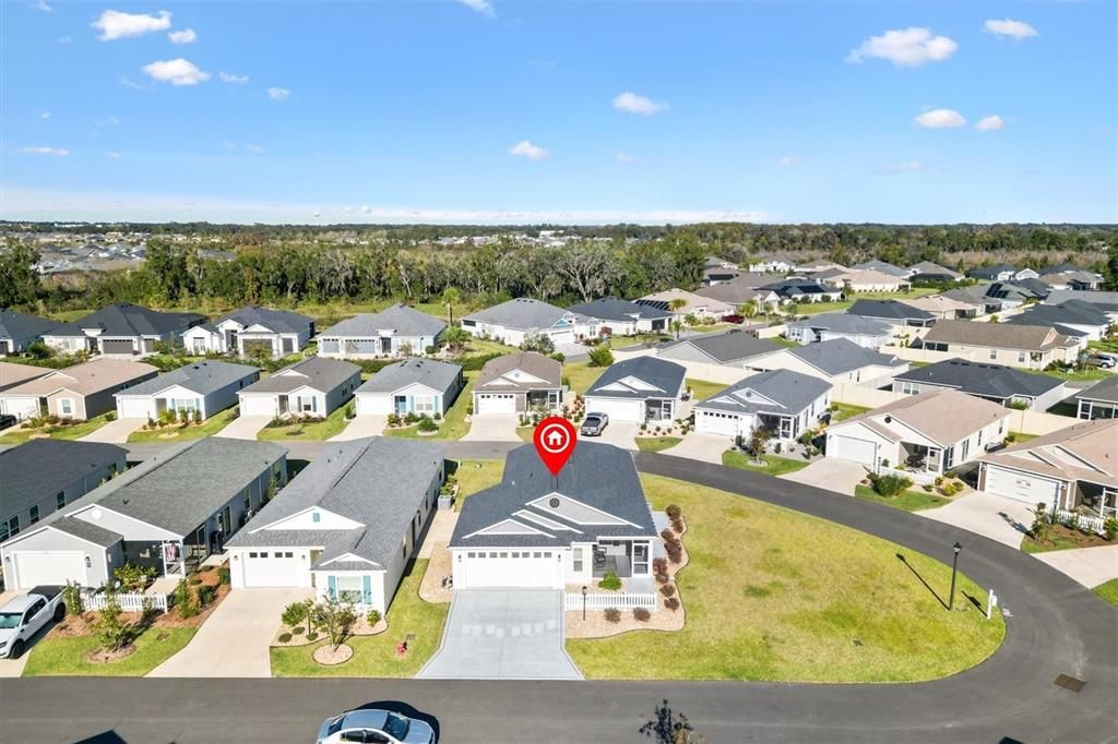 For Sale: $329,900 (2 beds, 2 baths, 1286 Square Feet)