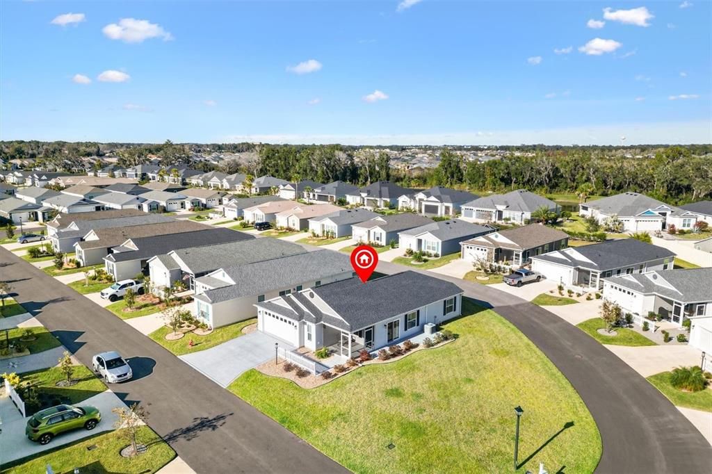 For Sale: $329,900 (2 beds, 2 baths, 1286 Square Feet)