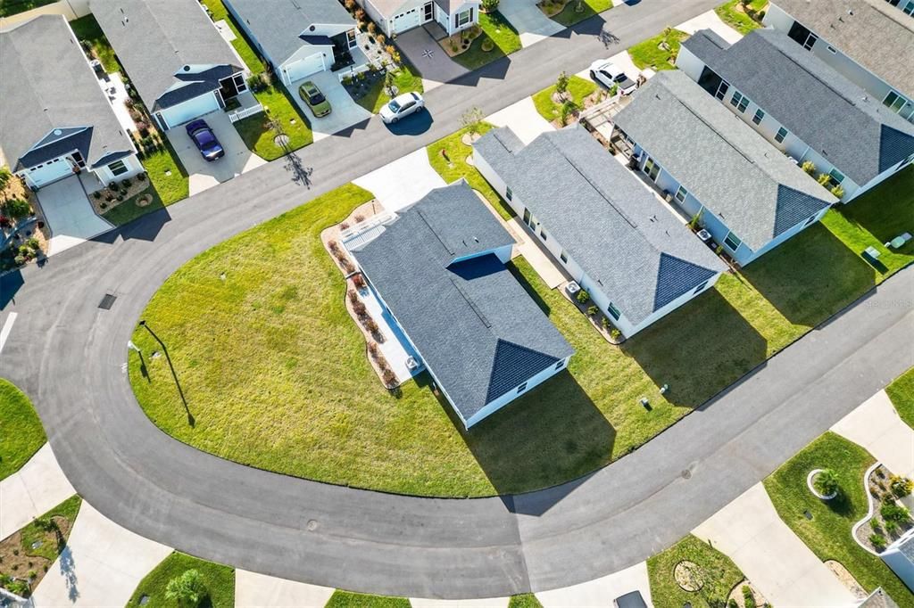 For Sale: $329,900 (2 beds, 2 baths, 1286 Square Feet)