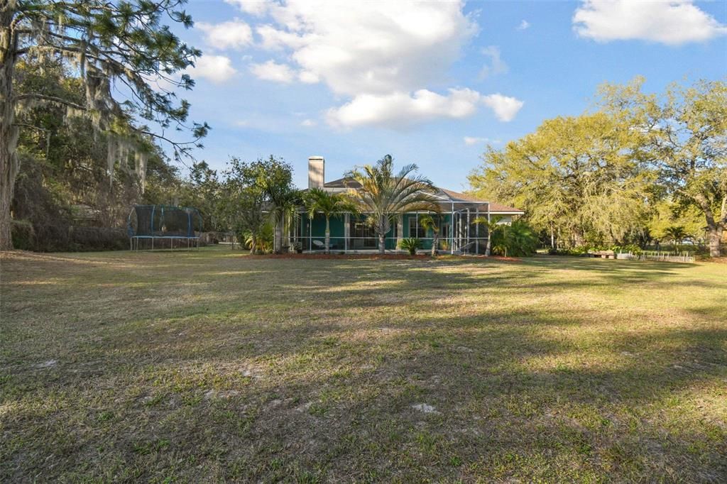 For Sale: $535,000 (3 beds, 2 baths, 2237 Square Feet)
