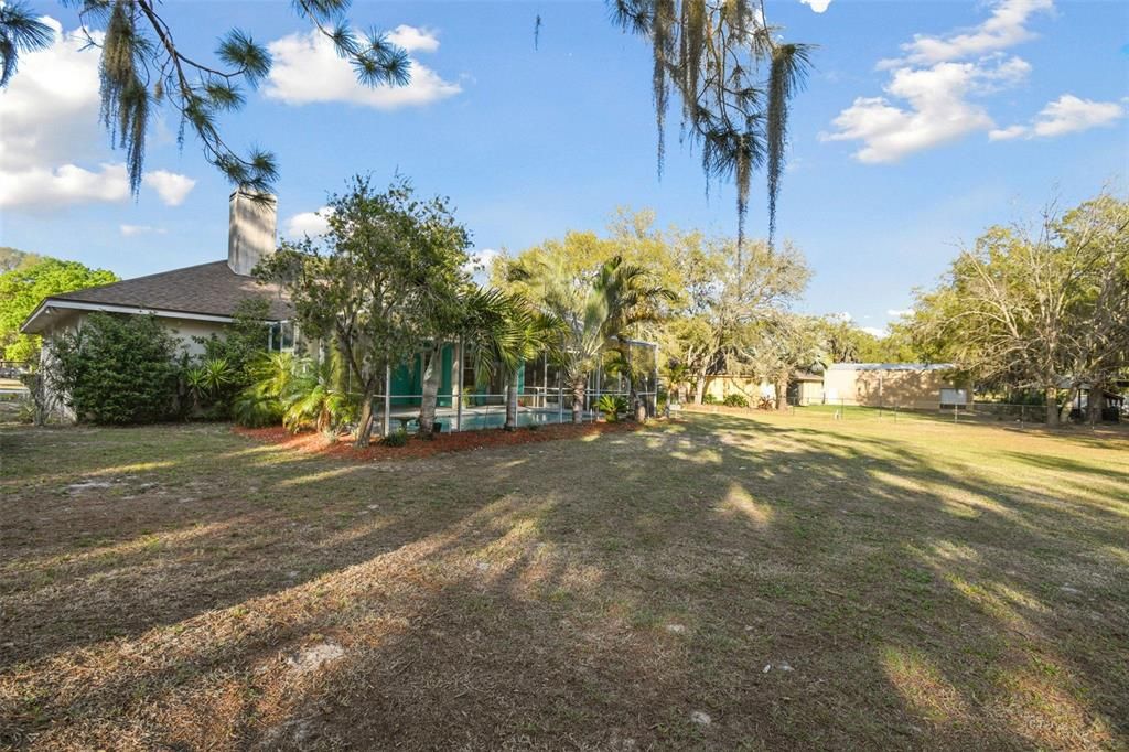 For Sale: $535,000 (3 beds, 2 baths, 2237 Square Feet)