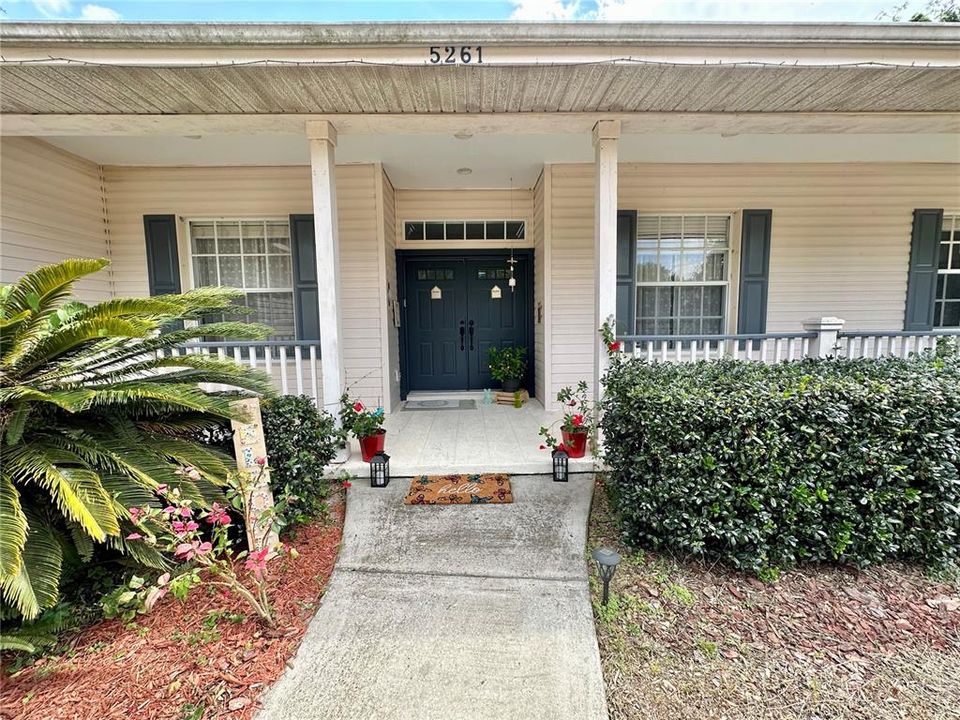 For Sale: $535,000 (3 beds, 2 baths, 2237 Square Feet)