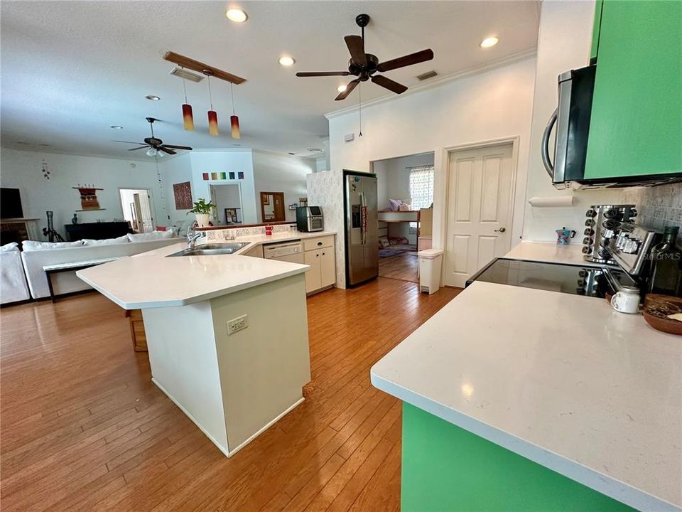 For Sale: $535,000 (3 beds, 2 baths, 2237 Square Feet)