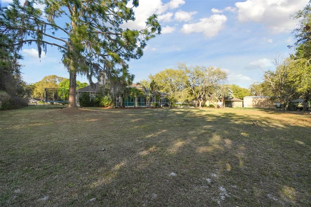 For Sale: $535,000 (3 beds, 2 baths, 2237 Square Feet)