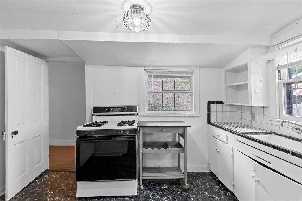 На продажу: $650,000 (0 спален, 0 ванн, 2498 Квадратных фут)