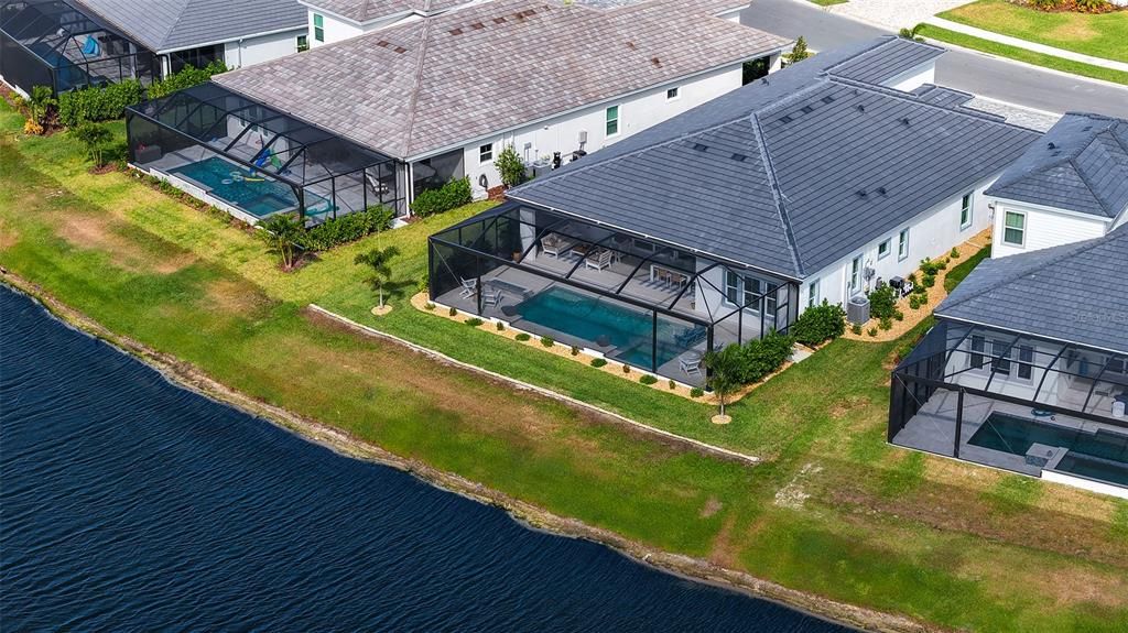 For Sale: $1,075,000 (3 beds, 3 baths, 2562 Square Feet)