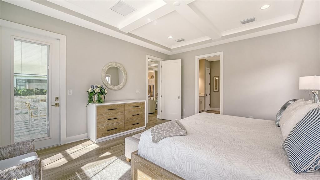 For Sale: $1,075,000 (3 beds, 3 baths, 2562 Square Feet)