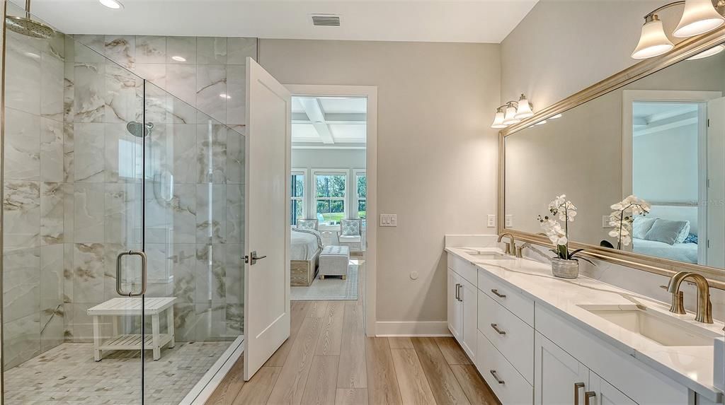 For Sale: $1,075,000 (3 beds, 3 baths, 2562 Square Feet)