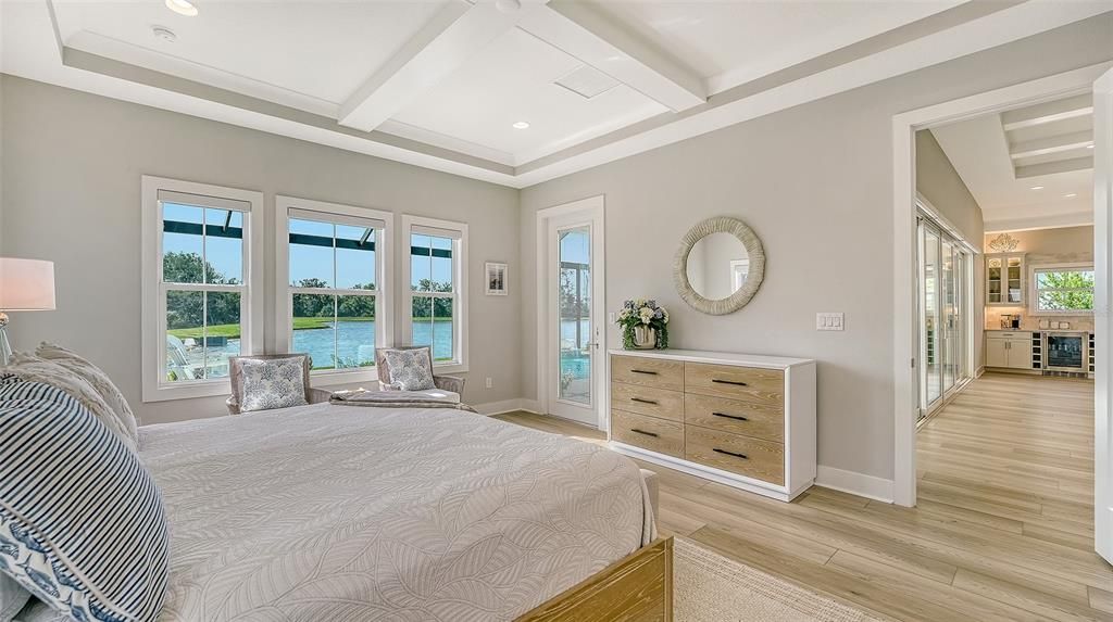 For Sale: $1,075,000 (3 beds, 3 baths, 2562 Square Feet)