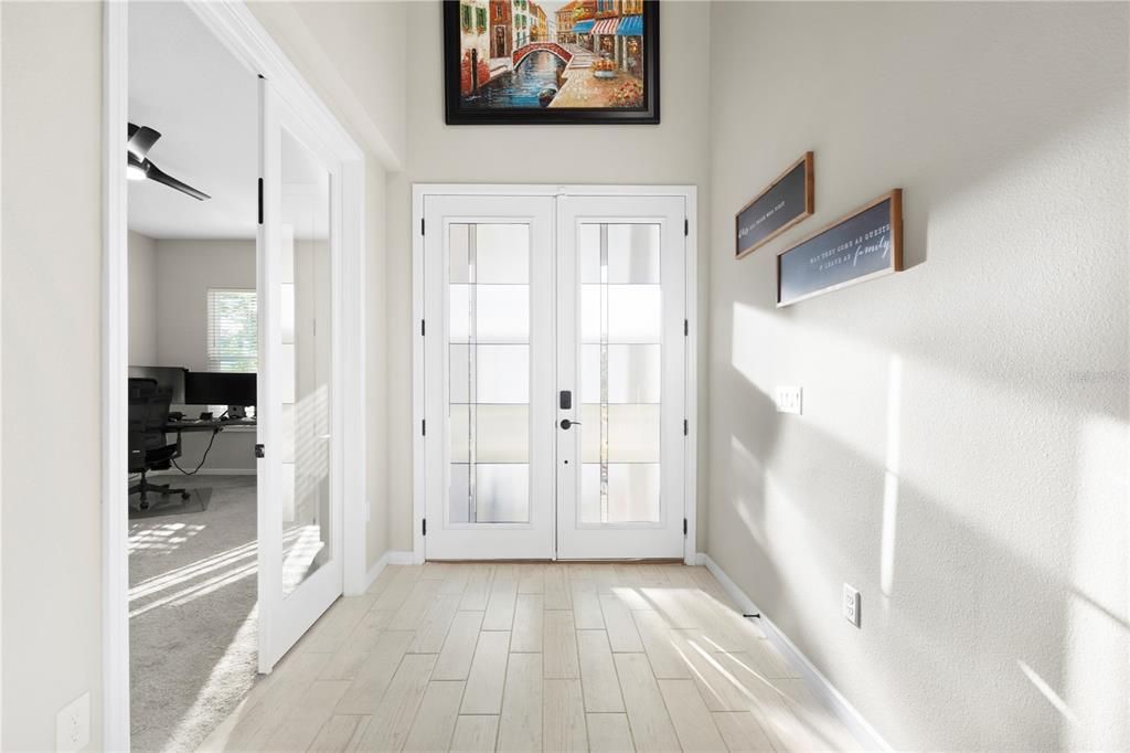 For Sale: $1,050,000 (5 beds, 5 baths, 4764 Square Feet)