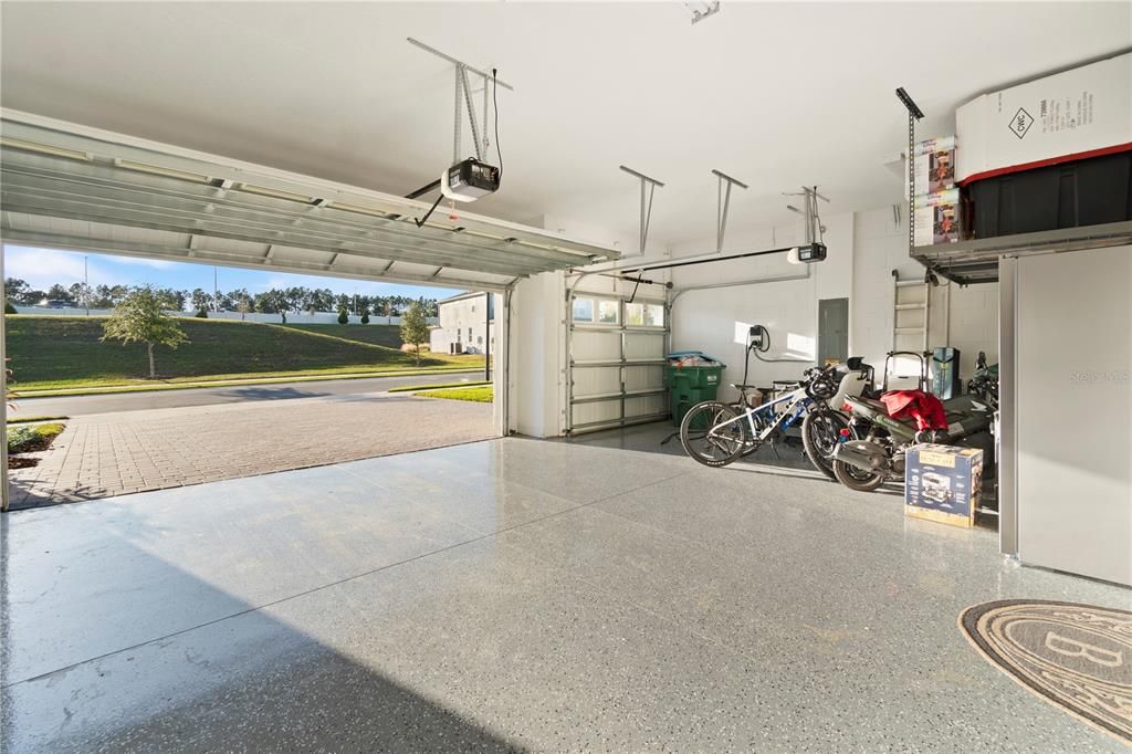 For Sale: $1,050,000 (5 beds, 5 baths, 4764 Square Feet)