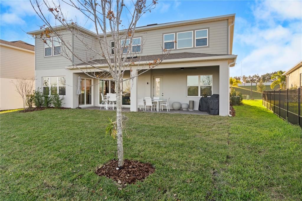 For Sale: $1,050,000 (5 beds, 5 baths, 4764 Square Feet)