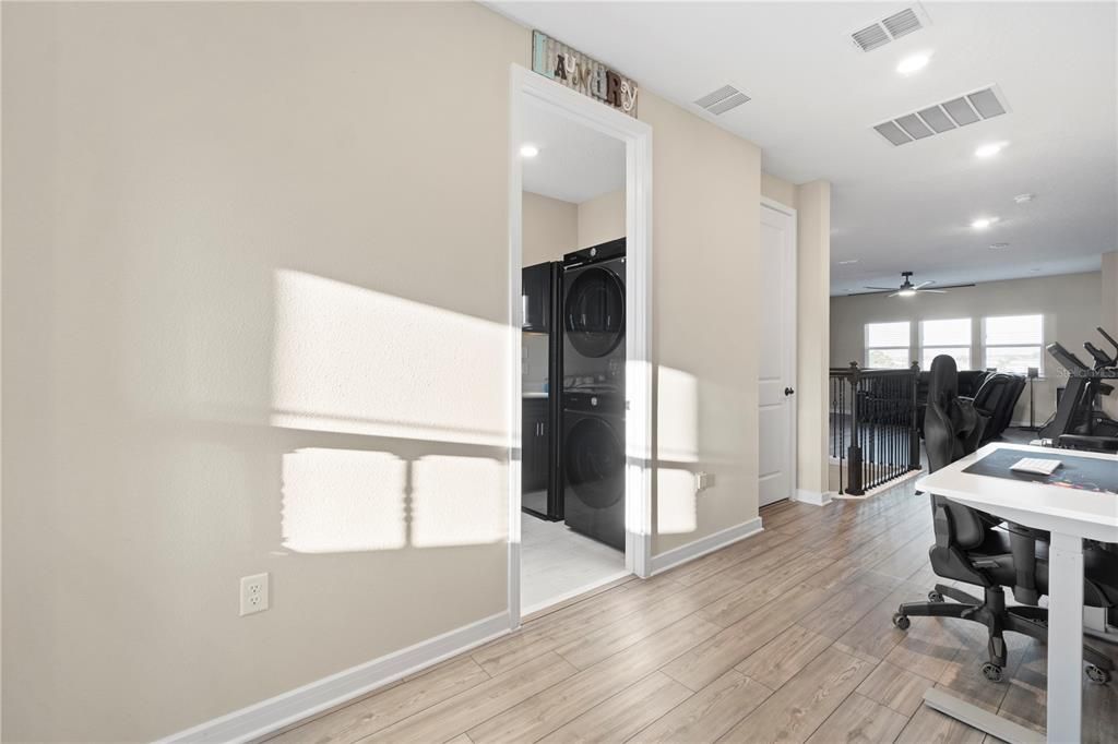 For Sale: $1,050,000 (5 beds, 5 baths, 4764 Square Feet)