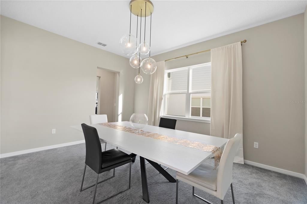 For Sale: $1,050,000 (5 beds, 5 baths, 4764 Square Feet)