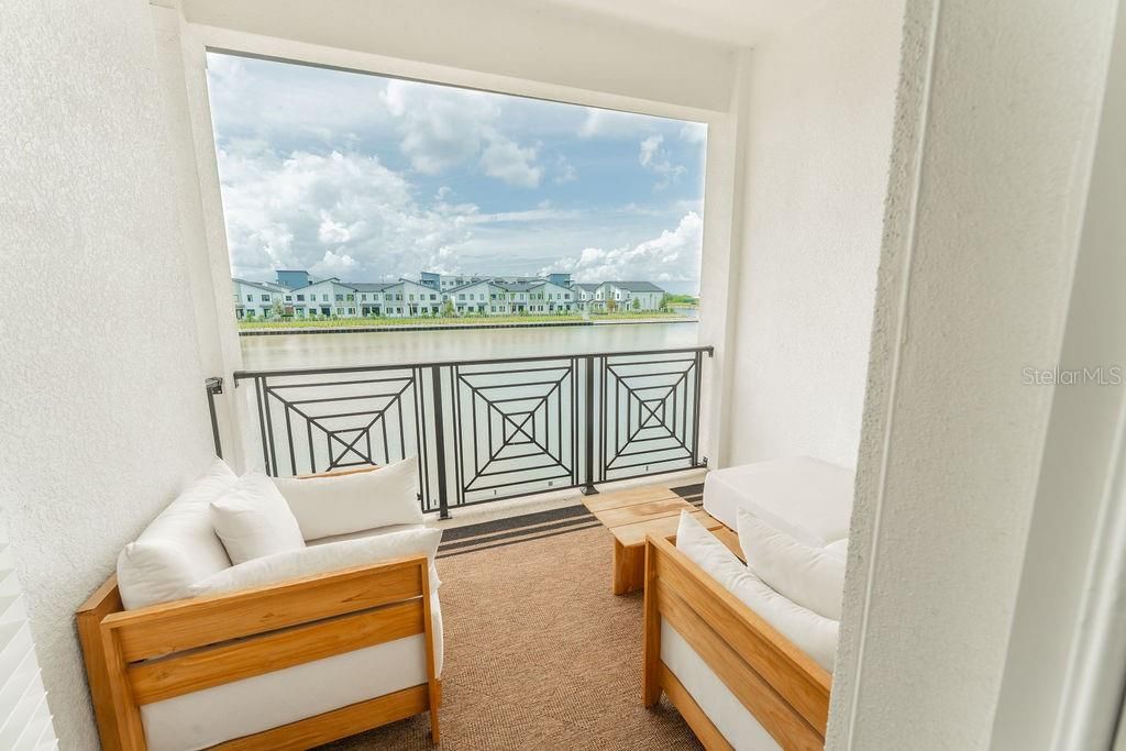 For Sale: $1,450,000 (4 beds, 3 baths, 2853 Square Feet)