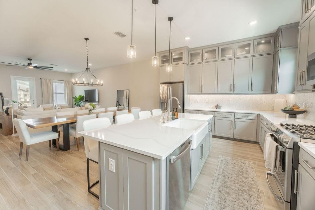 For Sale: $1,450,000 (4 beds, 3 baths, 2853 Square Feet)