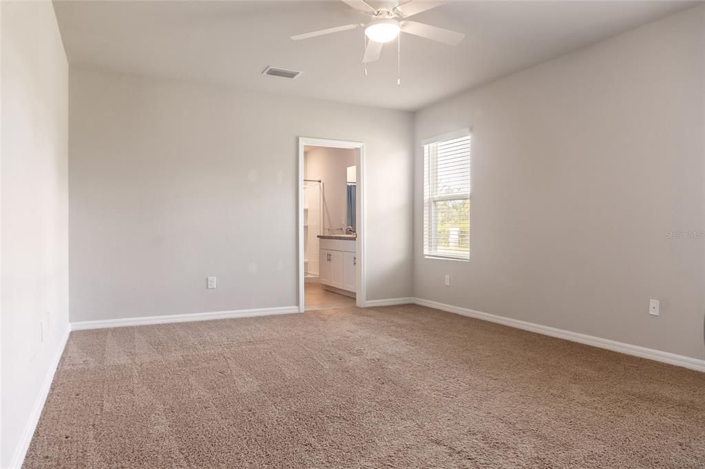 For Sale: $285,000 (3 beds, 2 baths, 1744 Square Feet)