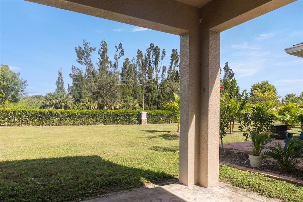 For Sale: $285,000 (3 beds, 2 baths, 1744 Square Feet)