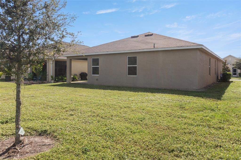 For Sale: $285,000 (3 beds, 2 baths, 1744 Square Feet)